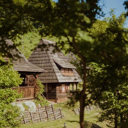 Raven'S Nest - The Hidden Village, Transylvania - Romania Sub Piatra المظهر الخارجي الصورة